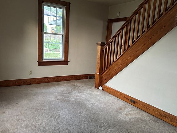 4th image of 807 5th Street