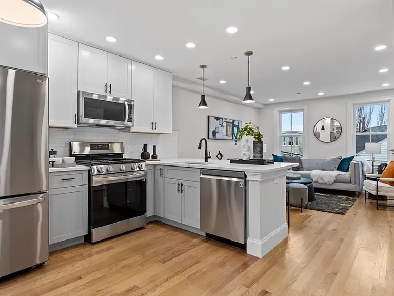 85 White St #2B — Photo 12