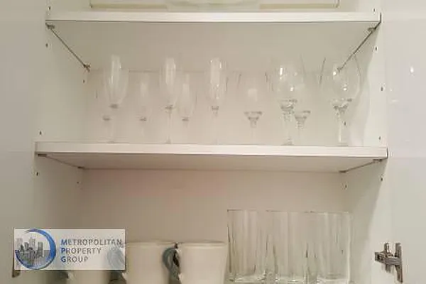 Rented by Metropolitan Property Group | media 23