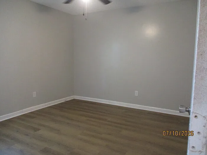 321 Oak St #321 — Photo 6
