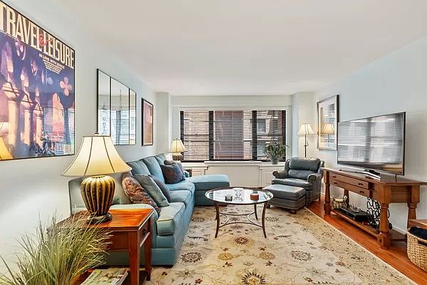 1st image of 505 E 79th St APT 4D