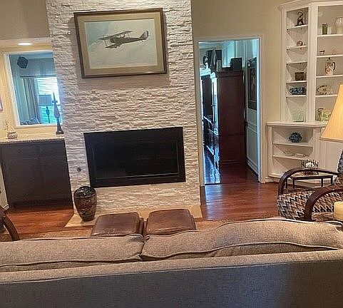5th image of 4205 Pike Ct