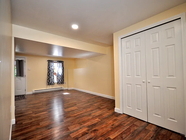 100 Ford Ln — Photo 22