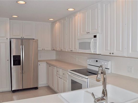 3rd image of 29100 Alessandria Cir