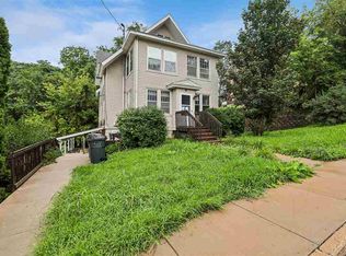 20 S Lucas St, Iowa City, IA 52240
