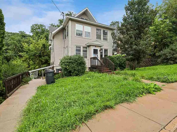 20 S Lucas St, Iowa City, IA 52240
