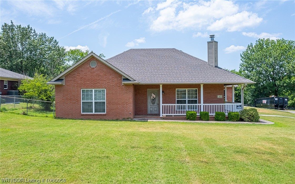 307 S Greenwood St, Charleston, AR 72933 Zillow