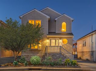 647 Lincoln Street, Baldwin Harbor, NY 11510