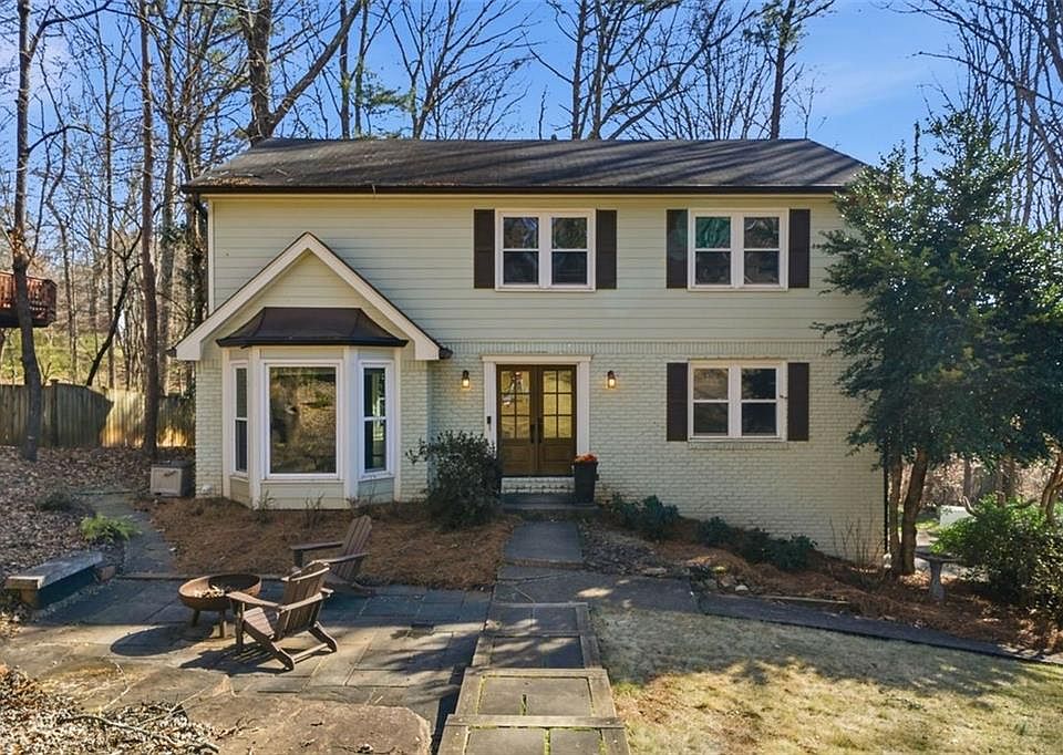 1st image of 130 Spring Ridge Ct