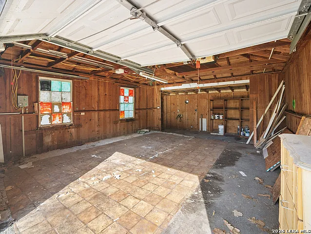 1627 Schley Ave — Photo 27