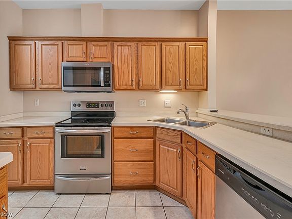 5th image of 5645 Clingan Rd Unit 2B
