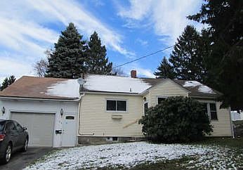 1st image of 105 Elam Ave