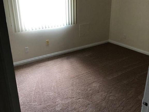 4th image of 10792 Wrenfield Dr #B