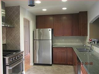 2nd image of 1316 N Redwood Ave