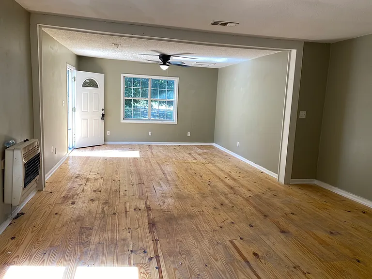 448 Fawn Grove Rd — Photo 5