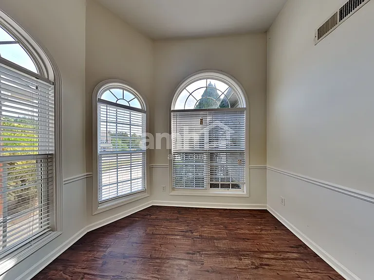 3805 Hawk Tail Dr — Photo 6