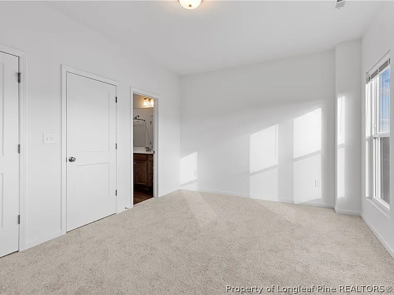 1939 Robin Hill Ln — Photo 21