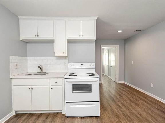 4th image of 3601 Murworth Dr APT 1