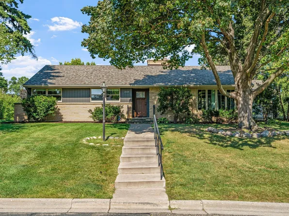 2609 27th Ave NE, Saint Anthony, MN 55418