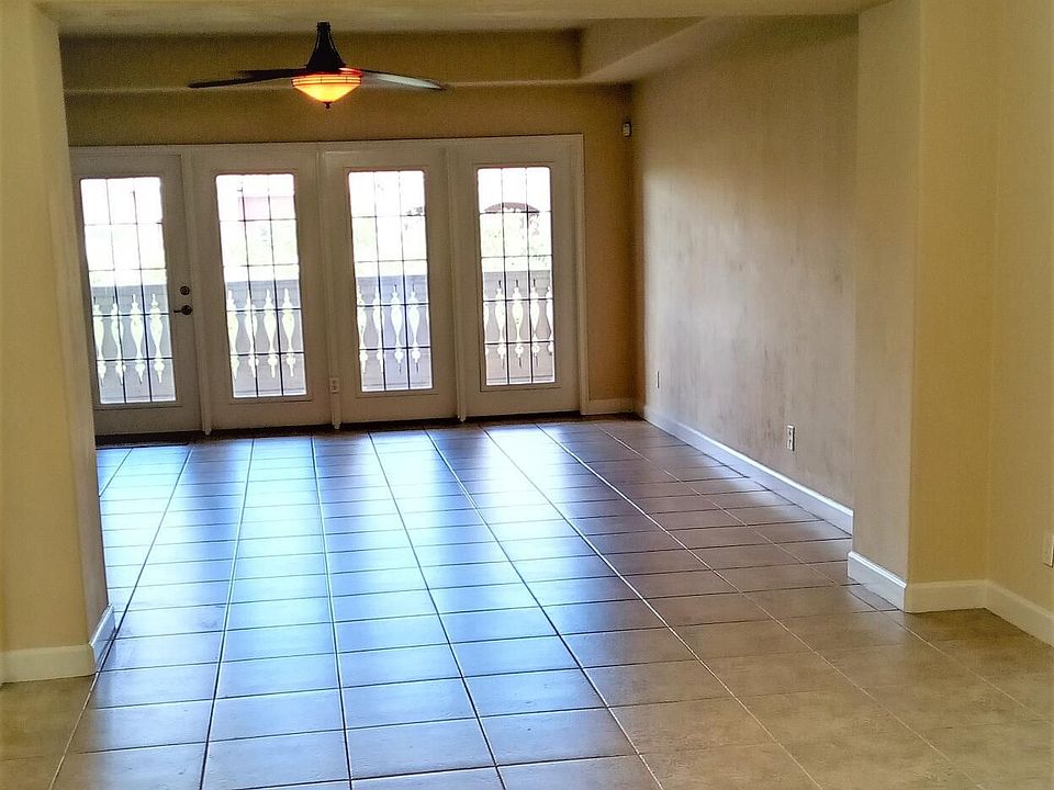 1st image of 424 Luna Bella Ln APT 422