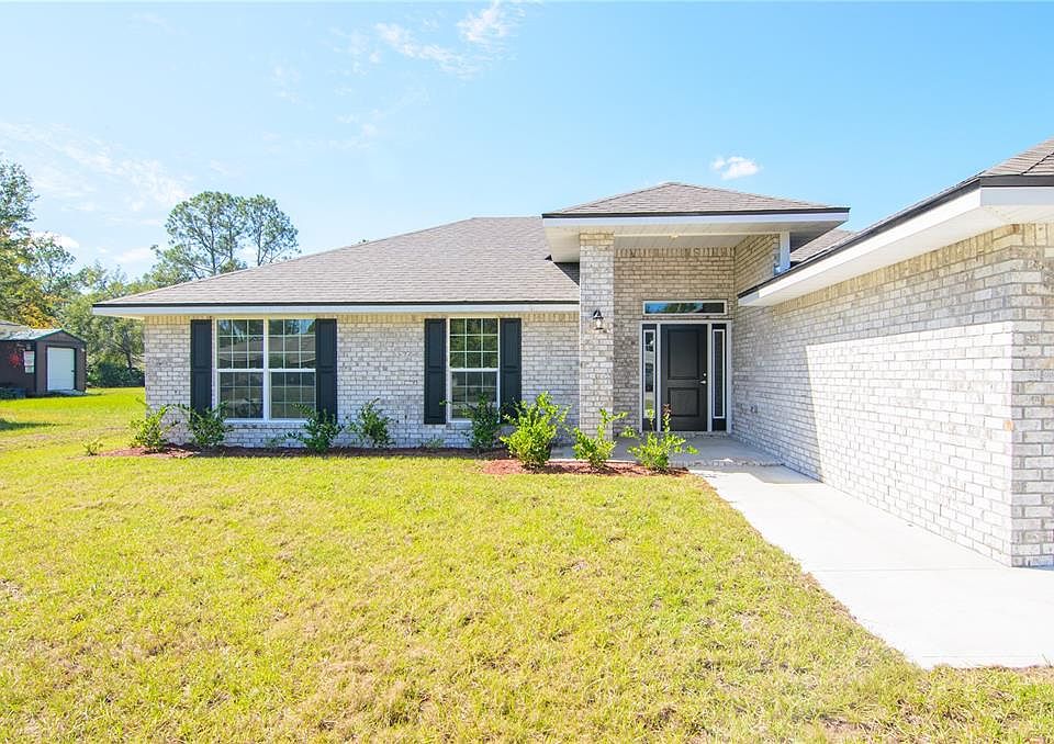 1st image of 57 Radcliffe Dr