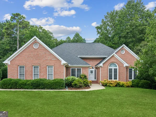 6365 Chestnut Pkwy, Flowery Branch, GA 30542