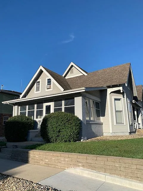 1642 Cottage Ave