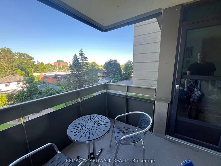555 Brittany Dr #407 — Photo 9