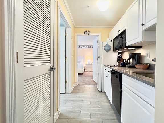 5th image of 719 E 11th St #515