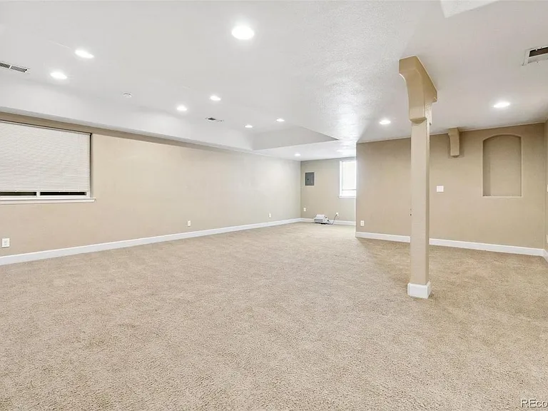 16639 Dyer Way — Photo 27