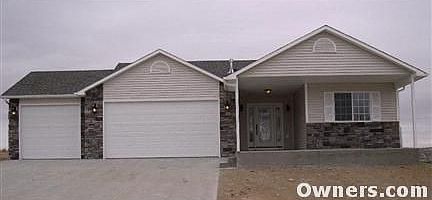 1st image of 811 Daytona Dr