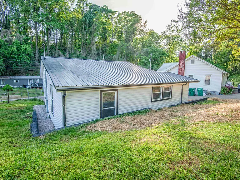 4112 Edington Rd — Photo 34