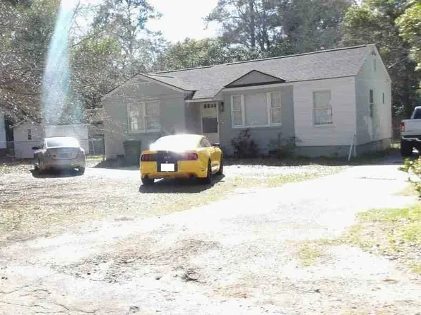 16 Brooks St, Sumter, SC 29150