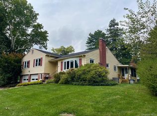 20 Kimball Rd, Poughkeepsie, NY 12601