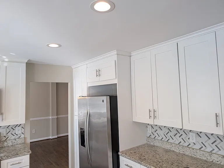 16004 Kings Mountain Rd — Photo 8