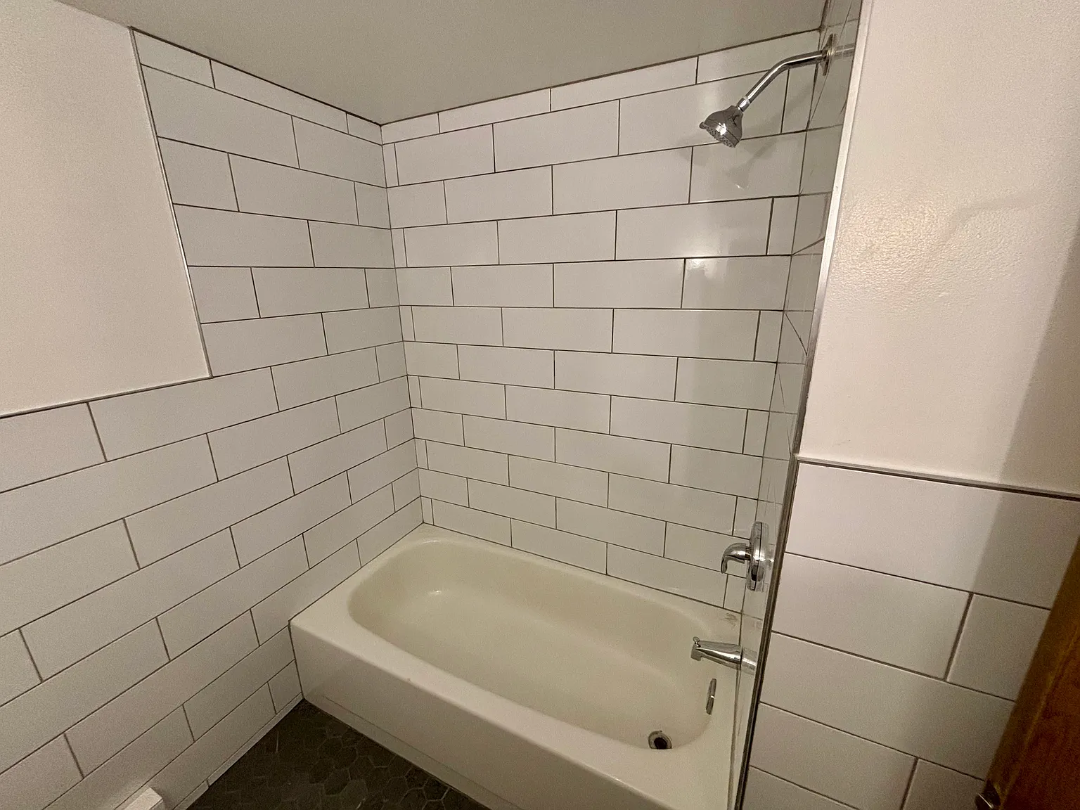 3 bed, 1345 sqft, $1,800 — Photo 2