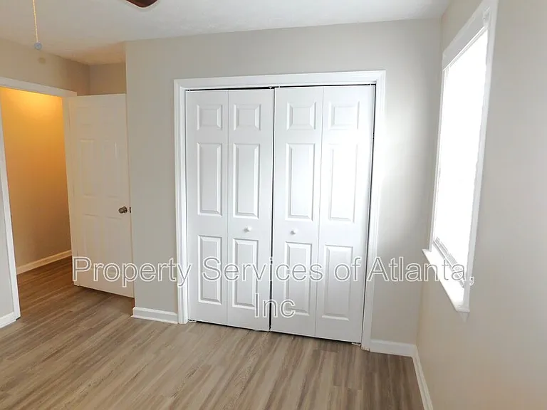6431 Shadow Ct — Photo 13