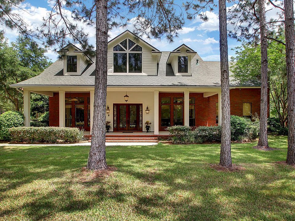 312 Morris Loop