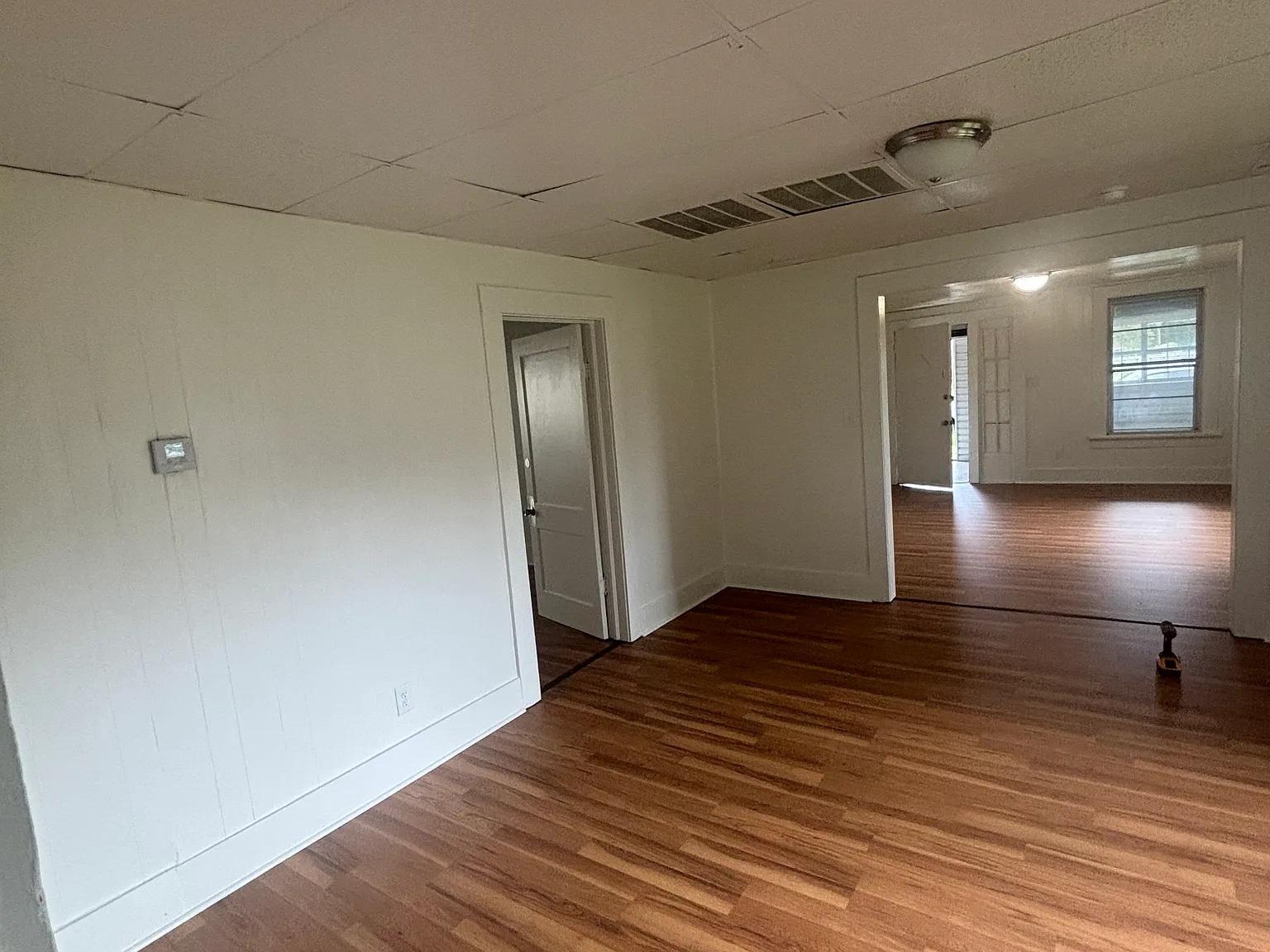 3 bed, 1800 sqft, $1,300 — Photo 3