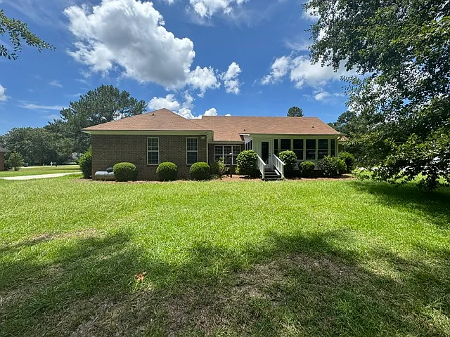 1129 Bartlett Dr — Photo 12