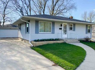 519 27th St, Rockford, IL 61108