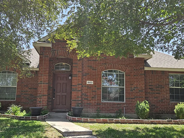 1503 Heather Brook Dr — Photo 1