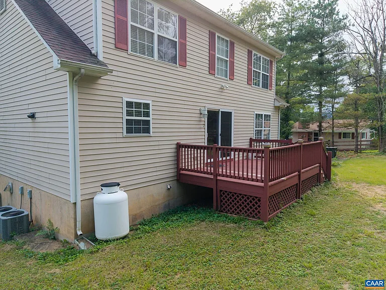497 Sunset Dr — Photo 56