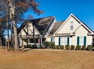 414 Sleepy Ln, Warner Robins, GA 31088