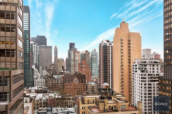 Sold by Bond New York | media 25