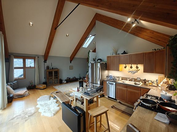 2nd image of 2867 Sunshine Canyon Dr