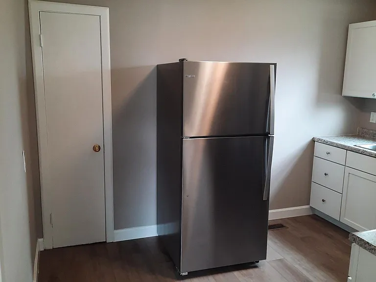 341 Park Ave #5 — Photo 15