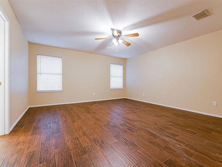 9013 Fremont Trl — Photo 15