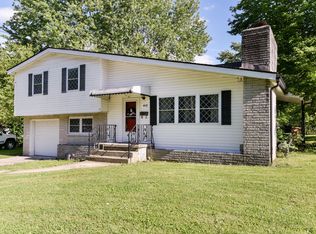 418 W Springfield St, Aurora, MO 65605