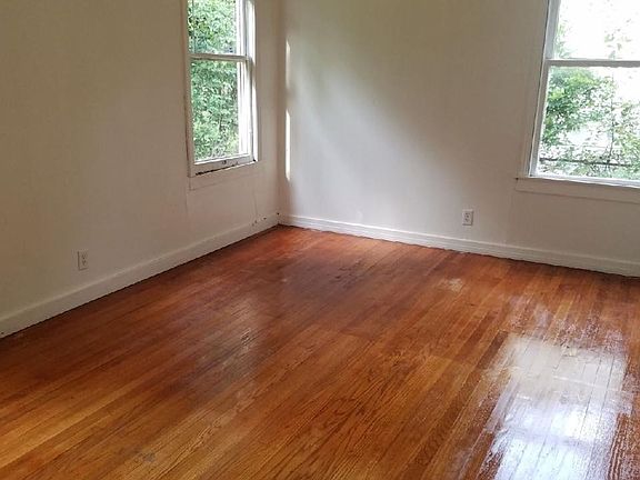 3rd image of 2751 Essex St